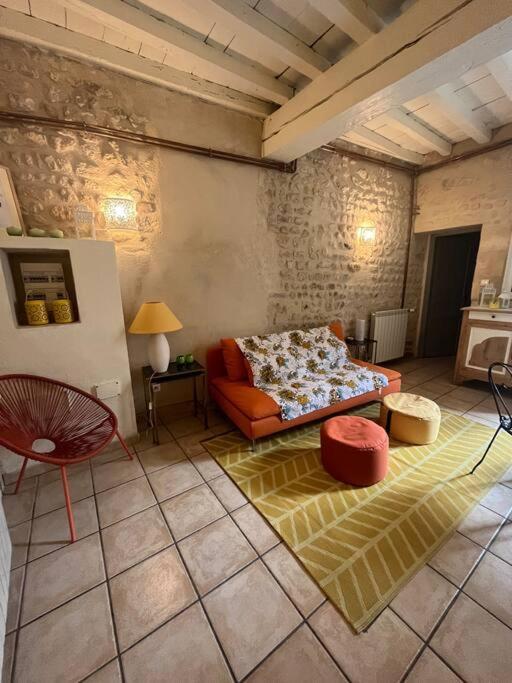 "La Maison Jaune" Arles Centre Terrasse ภายนอก รูปภาพ