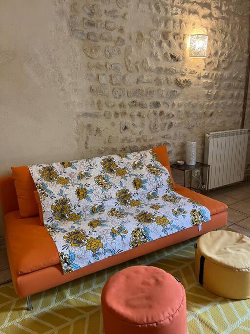 "La Maison Jaune" Arles Centre Terrasse ภายนอก รูปภาพ
