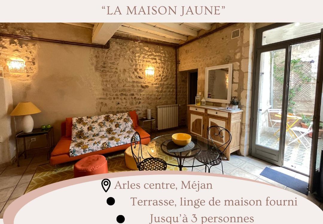 "La Maison Jaune" Arles Centre Terrasse ภายนอก รูปภาพ